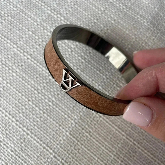 Diana Warner Jewelry - COPY - Womens Diana Warner Bangle Bracelet with Leather Accent
